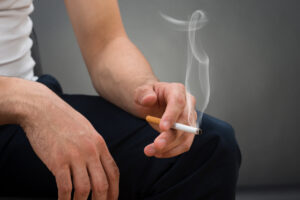 Read more about the article How Smoking can affect your Spine Health